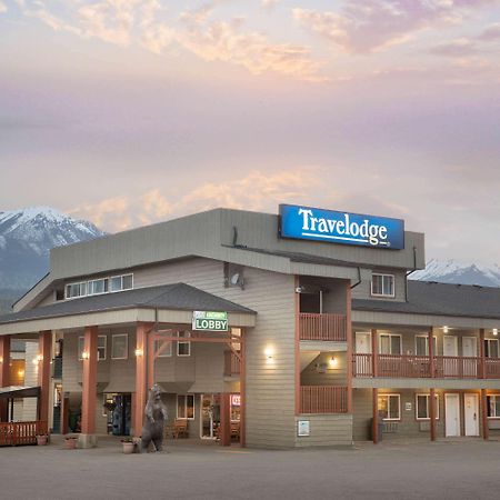 Travelodge By Wyndham Golden Sportsman Lodge Exterior foto